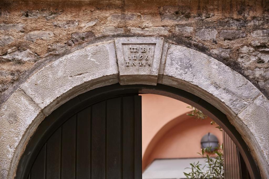 The Captain'S House Boutique Hotel 普雷韦扎 外观 照片