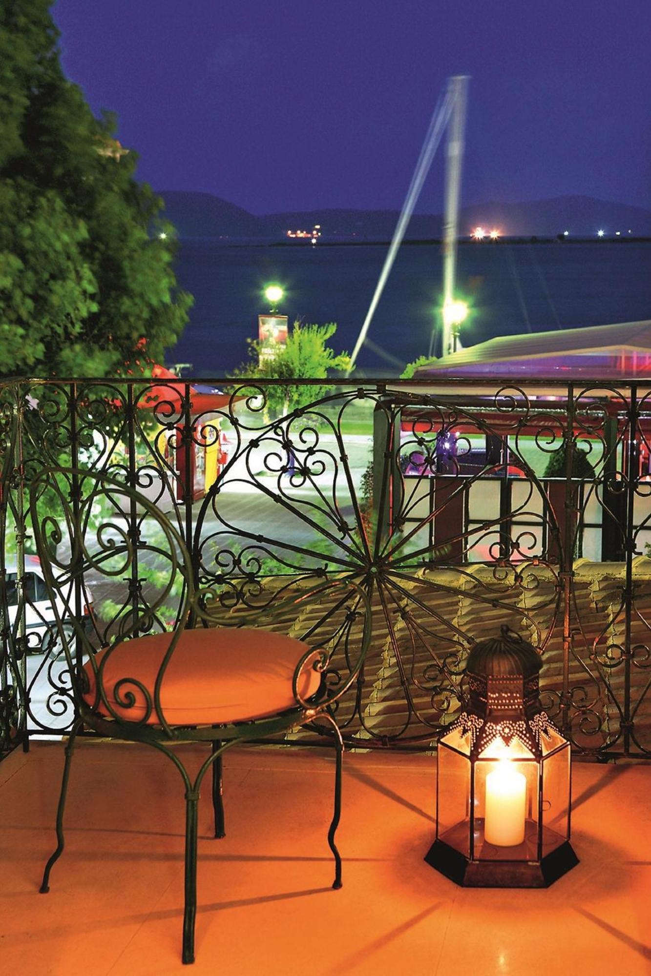 The Captain'S House Boutique Hotel 普雷韦扎 外观 照片